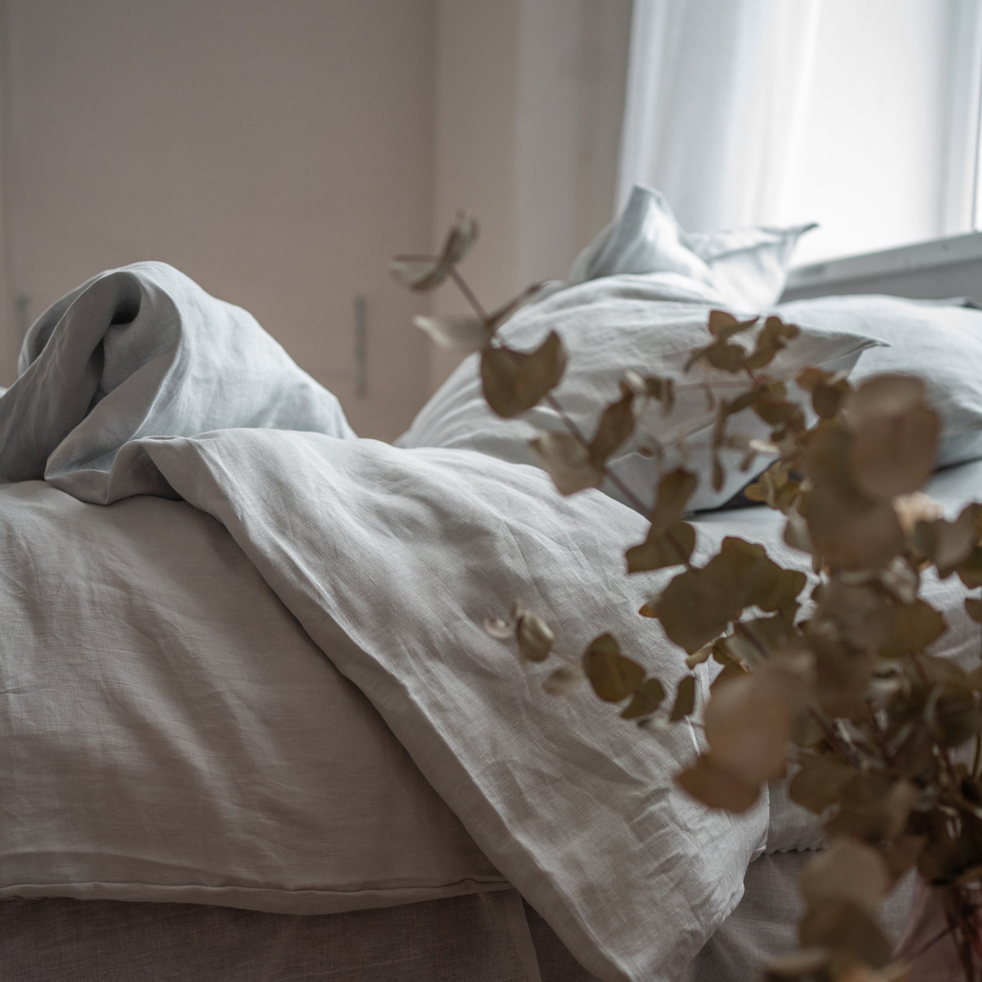 Natural linen bedding set - light gray
