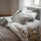 Natural linen bedding set - light gray