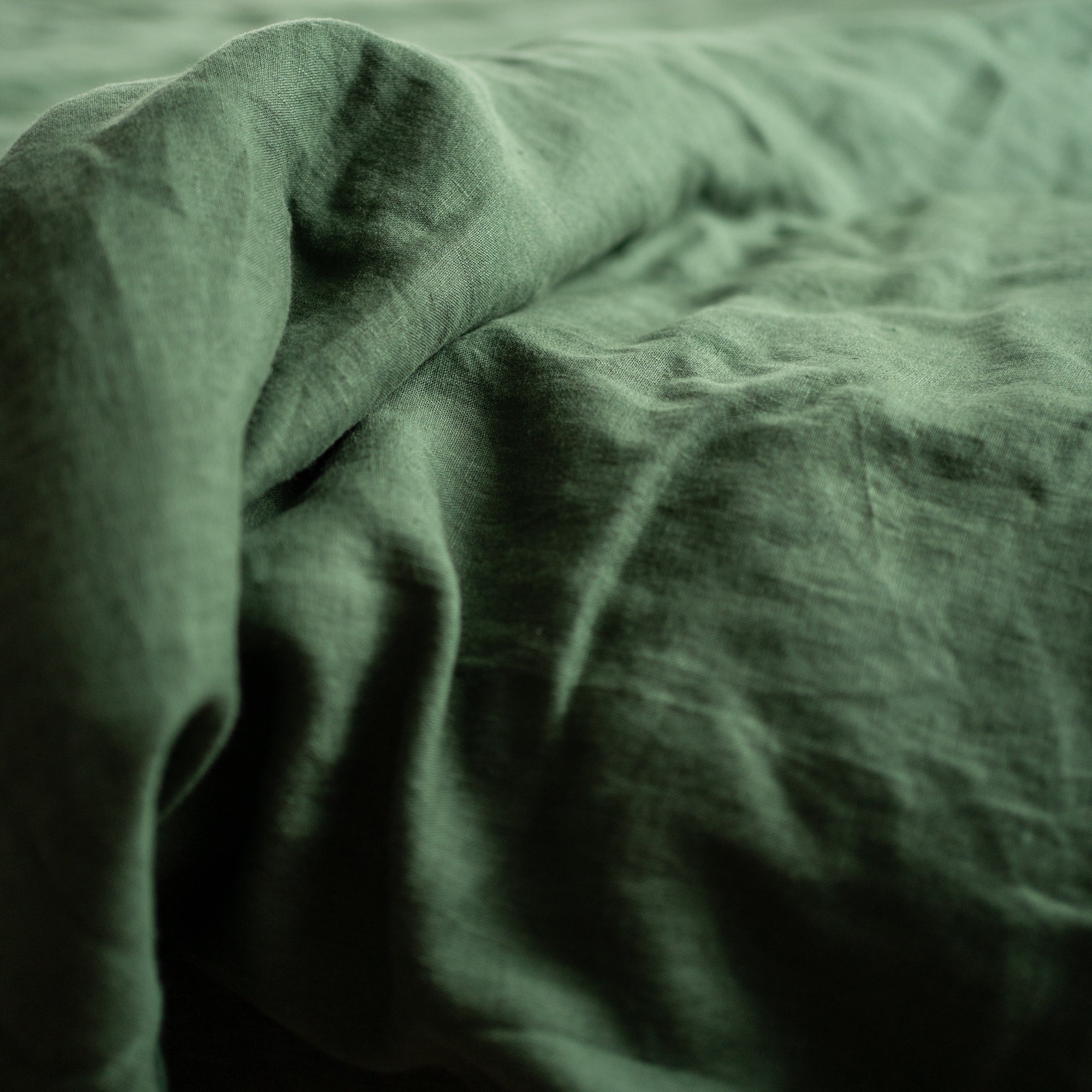 Natural linen bedding set - forest green