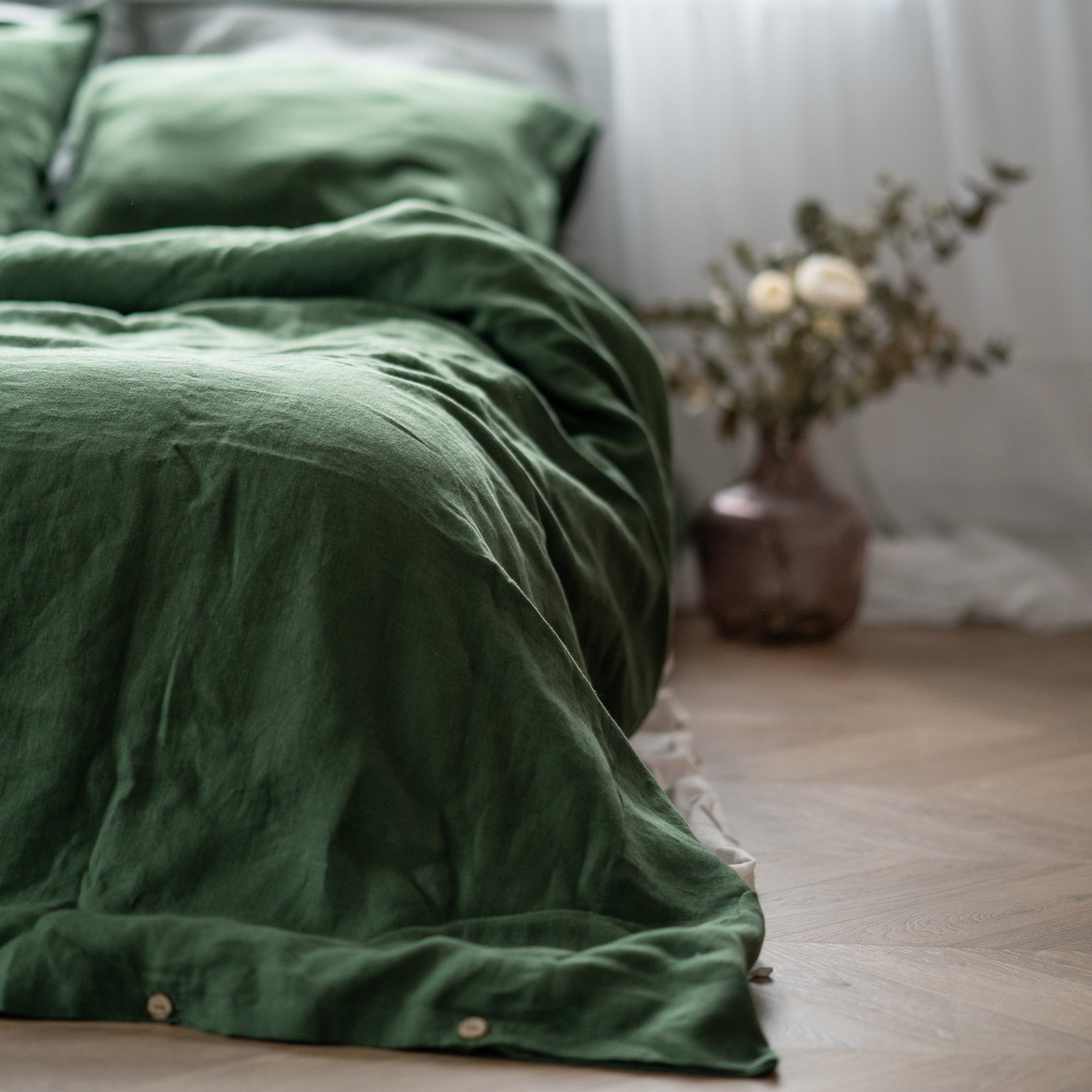 Natural linen bedding set - forest green