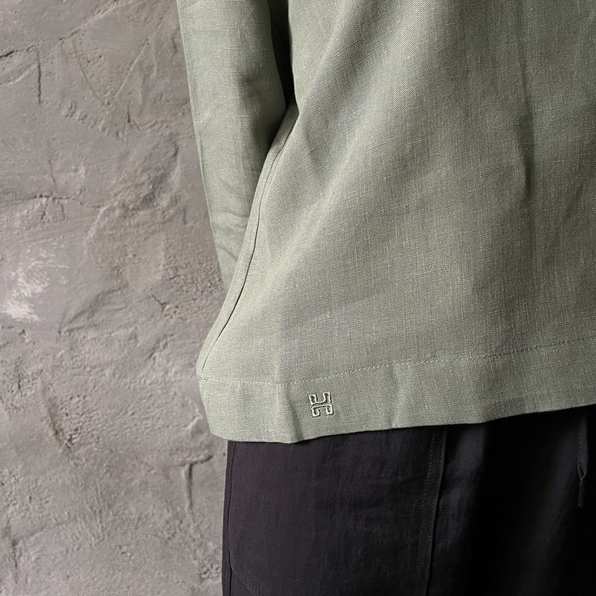 Long Sleeve Linen Shirt - Moss Green - Harmonia Linens