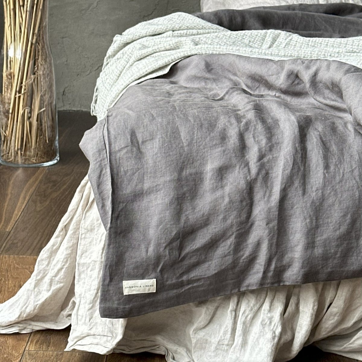 Natural linen duvet - dark gray - Harmonia Linens