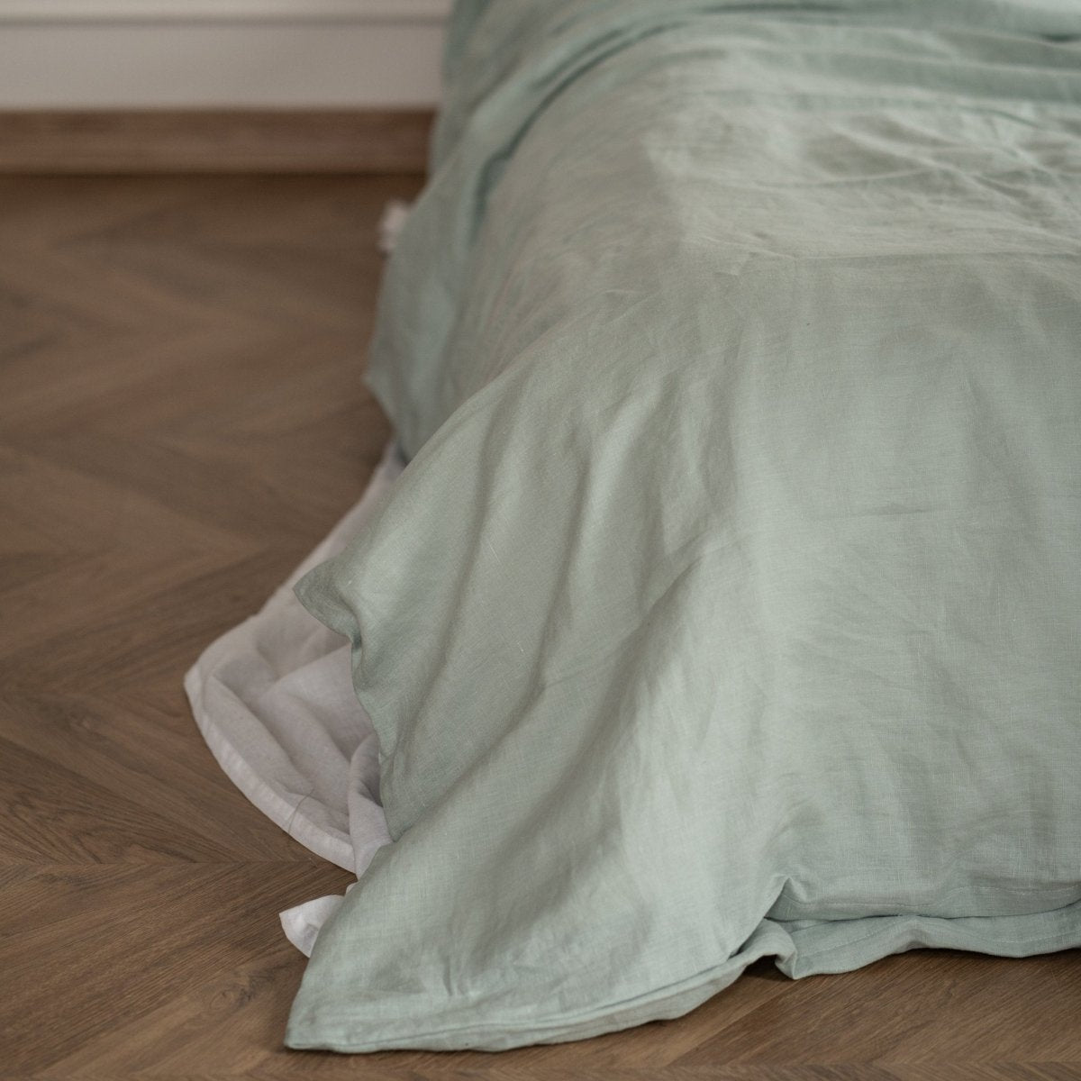 Natural Linen Fitted Sheet - sage - Harmonia Linens