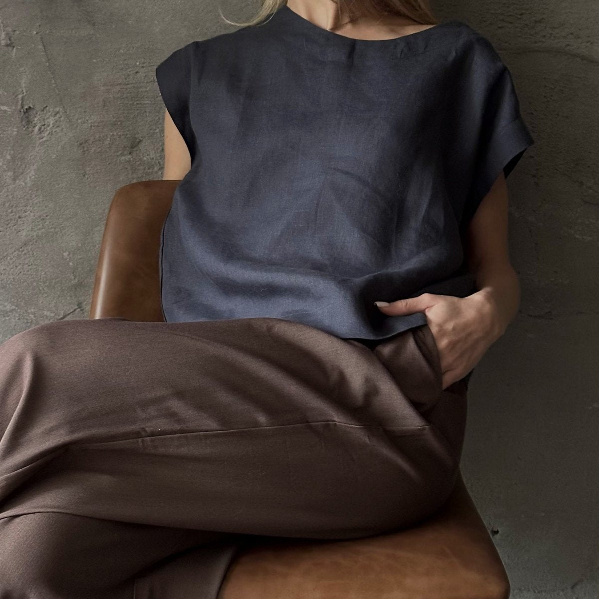 Short Sleeve Linen Shirt - Midnight Blue - Harmonia Linens