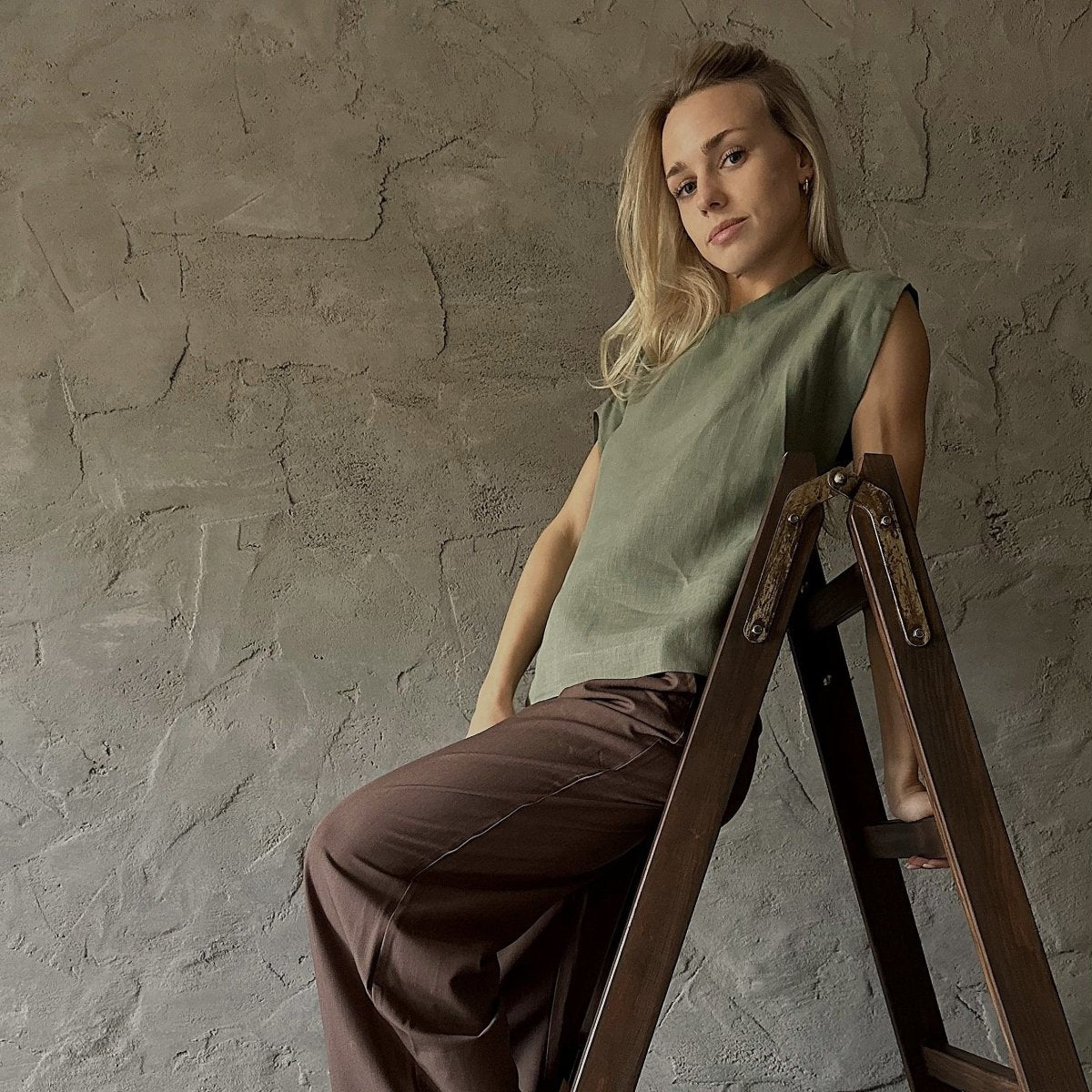 Short Sleeve Linen Shirt - Moss Green - Harmonia Linens