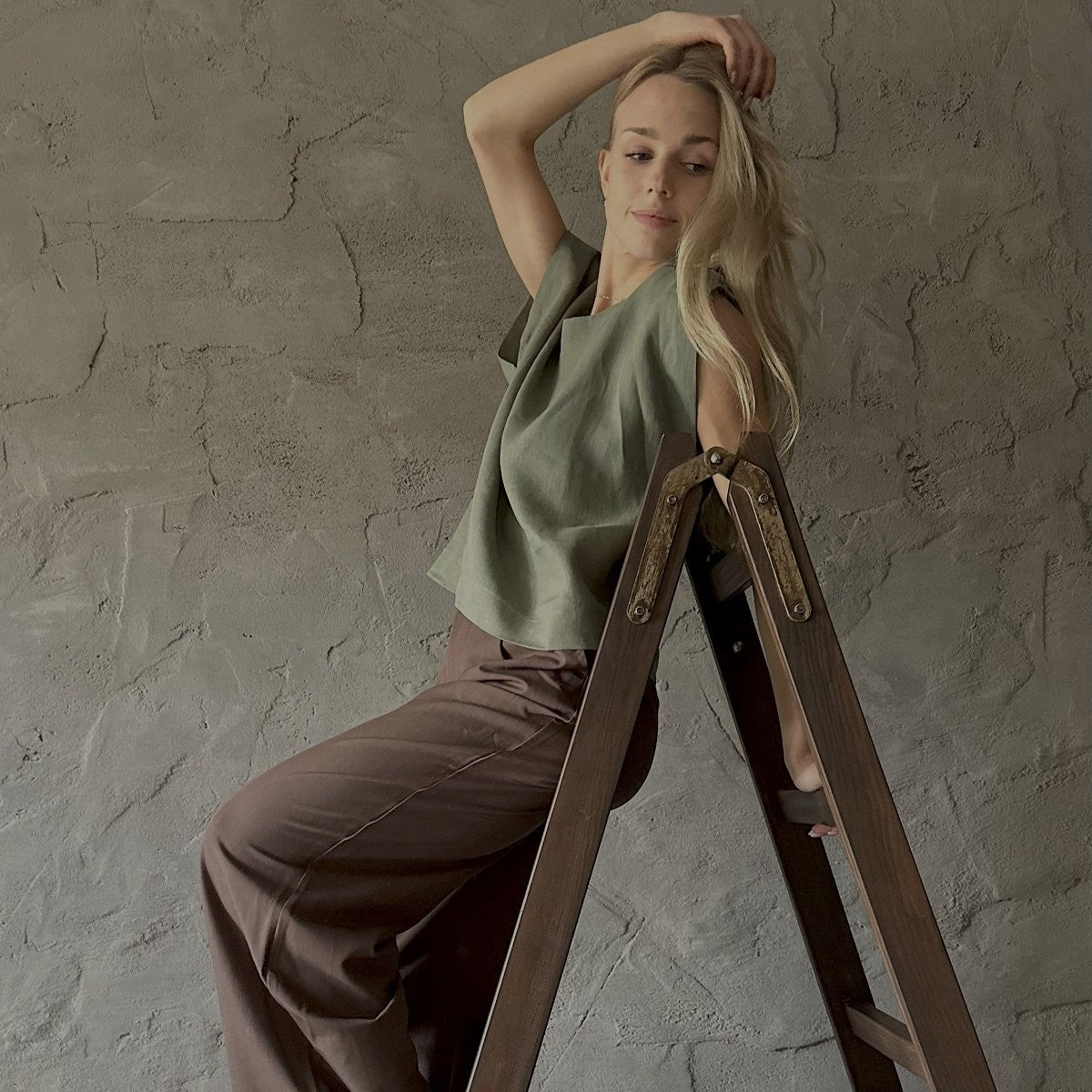 Short Sleeve Linen Shirt - Moss Green - Harmonia Linens