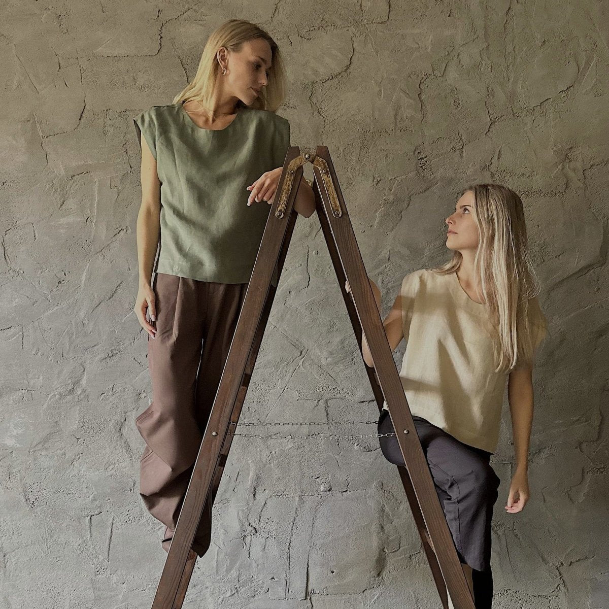 Short Sleeve Linen Shirt - Moss Green - Harmonia Linens